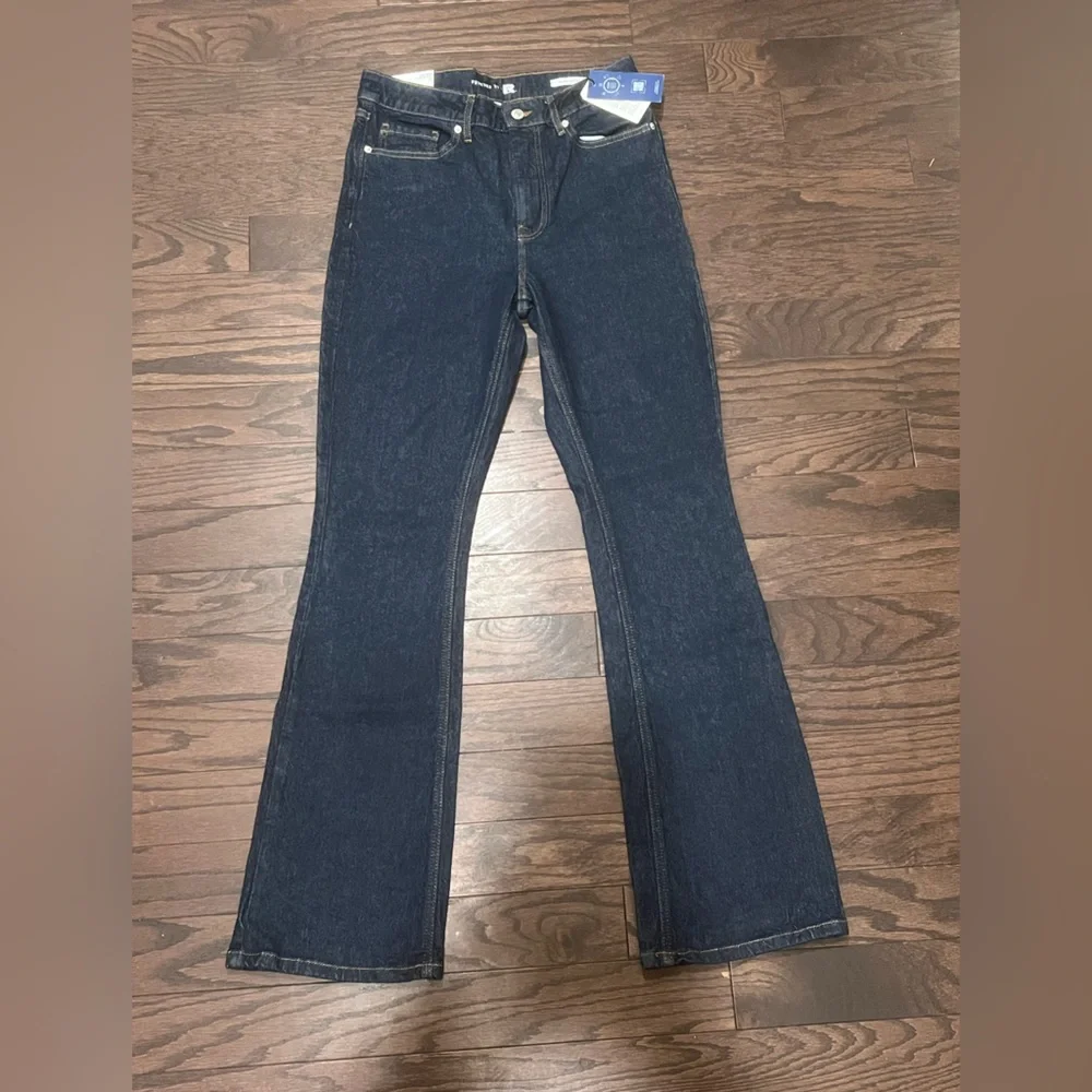 Forever 21 | Recover| Mid Rise Bootcut Jeans – Size 27 | NWT - Picture 2 of 5
